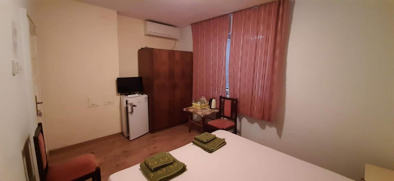 Dobrevi Guest House Sozopol Buitenkant foto